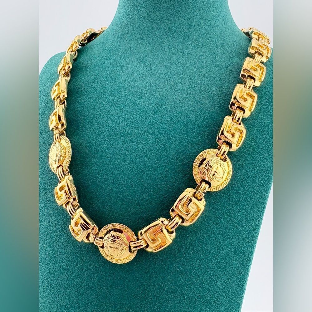 Rare & Vintage Versace Gold Finished Chain Necklace w/COA, Pristine - Picture 7 of 12